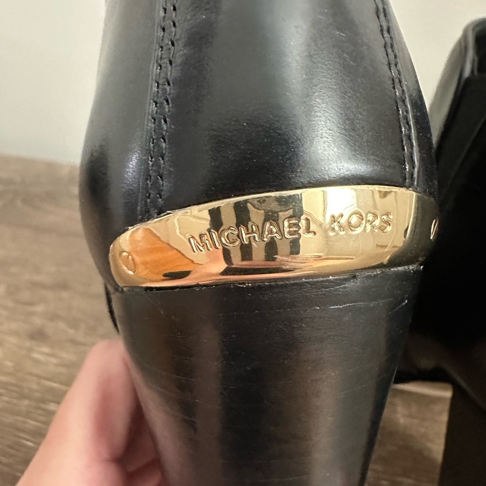 Michael Kors Brandy Black Bootie - Picture 4 of 8